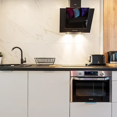 Poznanska Serviced Apartment Warschau