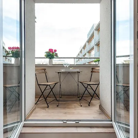 Apartment Poznanska Serviced