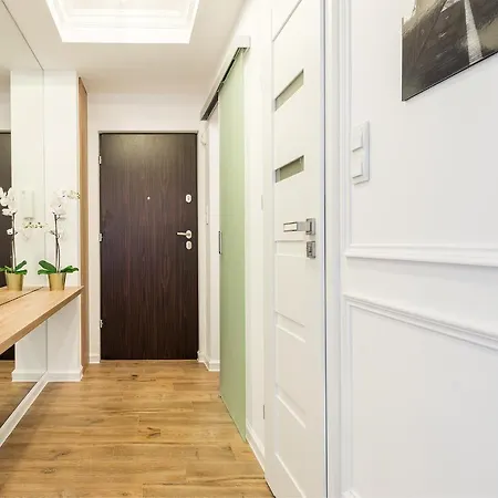 Poznanska Serviced * Warschau