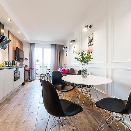 Apartment Poznanska Serviced *