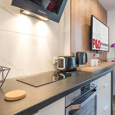 Poznanska Serviced Apartmán Varšava