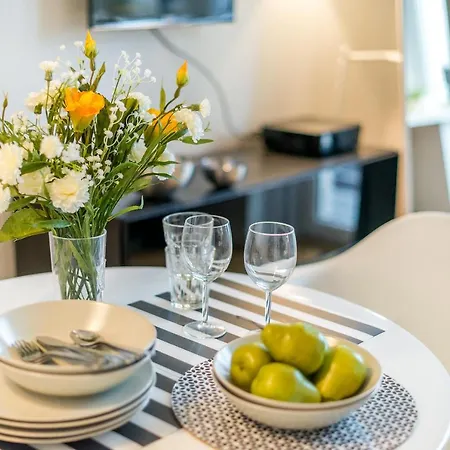 Poznanska Serviced * Varšava